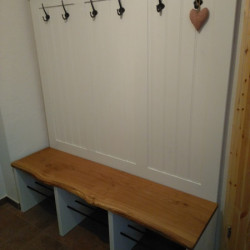 Kundenprojekt: Eichen-Sitzbank für Garderobe!